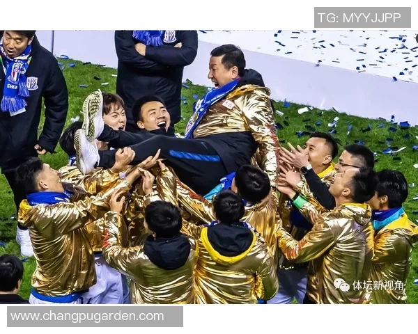 上海极限运动队在世界滑板锦标赛中的团队协作表现分析与点评